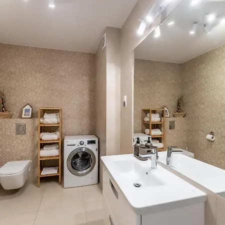 Przystan Kolo Brzegu Apartment