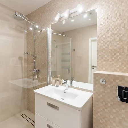 Przystan Kolo Brzegu Apartment *