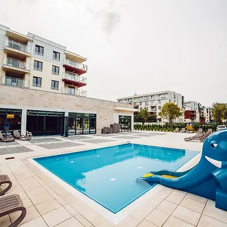 Lägenhet Przystan Kolo Brzegu *