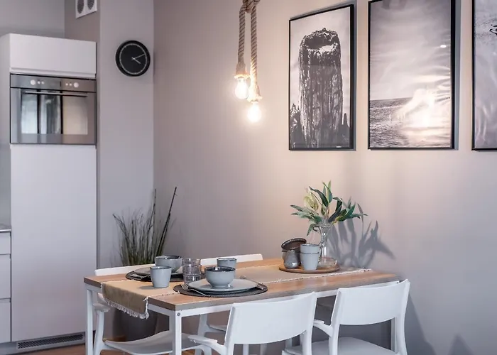 Przystan Kolo Brzegu דירה