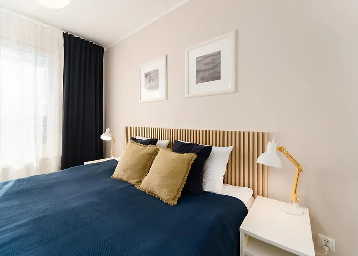 Przystan Kolo Brzegu * קולובז'ג