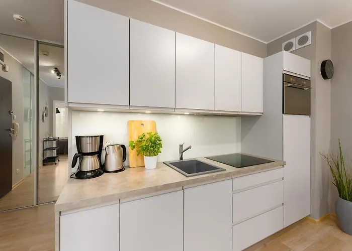 Przystan Kolo Brzegu קולובז'ג