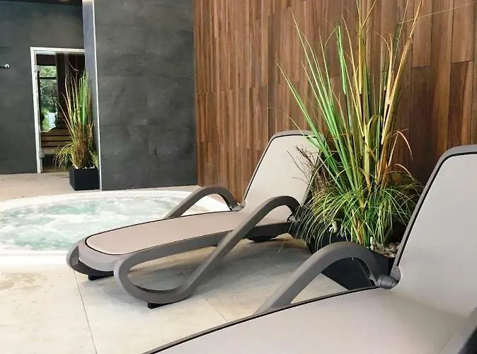 Przystan Kolo Brzegu דירה קולובז'ג